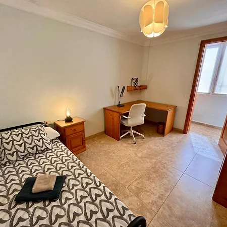 Alquilaencanarias Plaza Roja El Médano